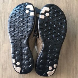 hurley phantom elite sandals